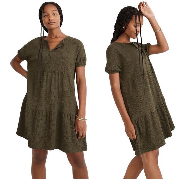 Madewell Resourced Crinkle-Knit Tiered Mini Relaxed Fit Dress Dried Olive Medium - Picture 1 of 9